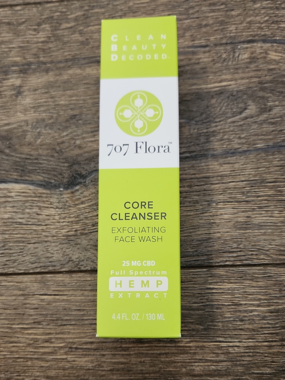 707 FLORA Core Cleanser Exfoliating Face Wash — Lime Green